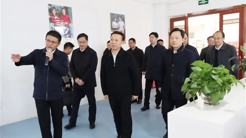推進專項行動走深走實，以發展實績檢驗主題教育成效 I 梧州市委書記蔣連生蒞臨百裕集團調研